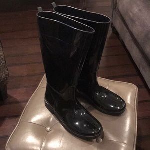 Rubber Rain Boots unlined size 8. Black